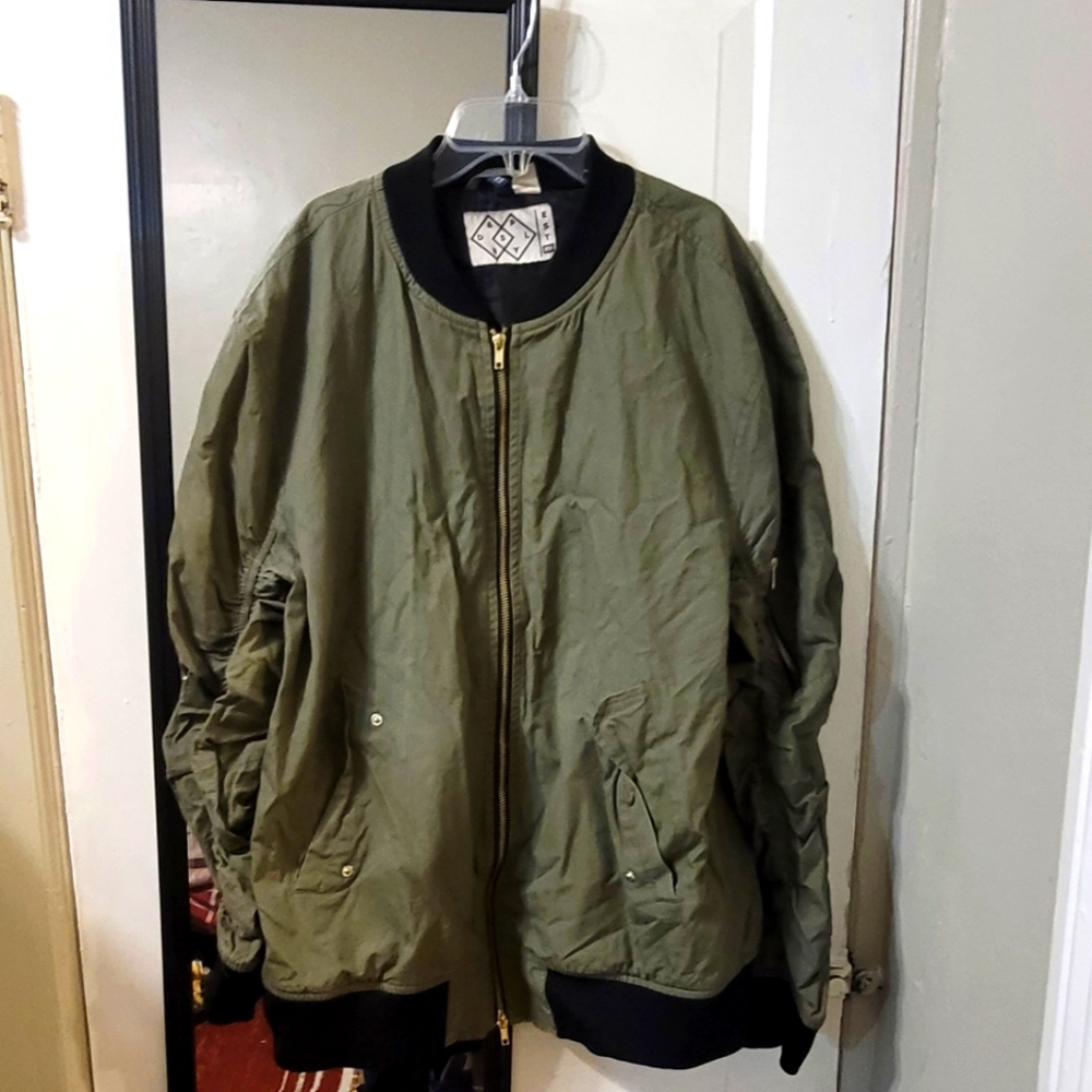 Green H&M jacket